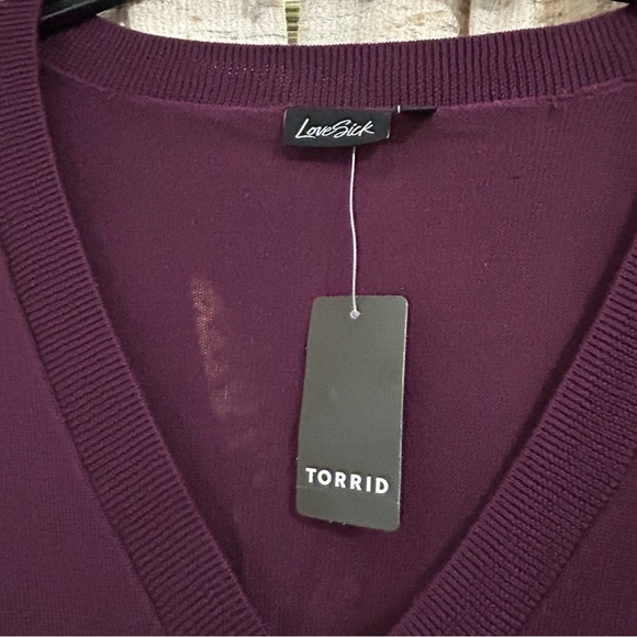 Torrid Lovesick Lightning Bolt Stitch V-Neck Pullover Sweater - 5X - Picture 4 of 9